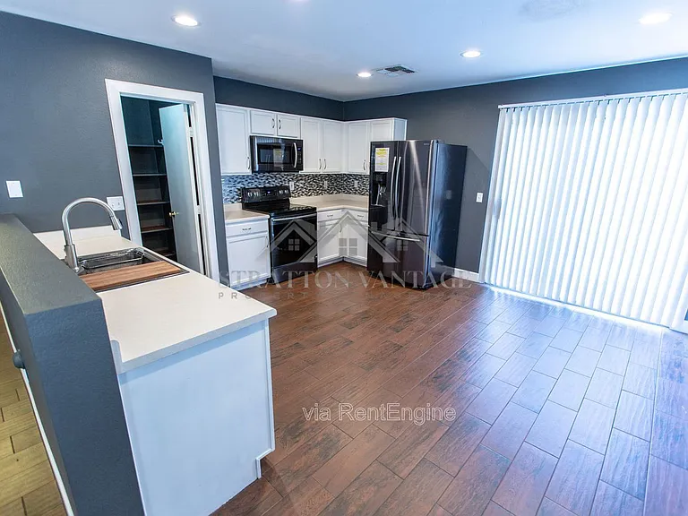 9630 W Kingman St — Photo 14