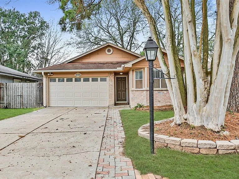 11111 Wheatridge Dr — Photo 1