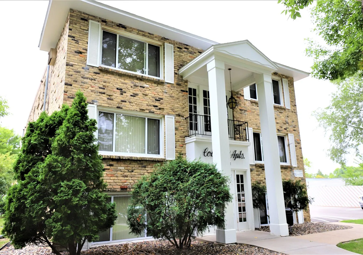 Premier Properties - 6614 — Photo 1