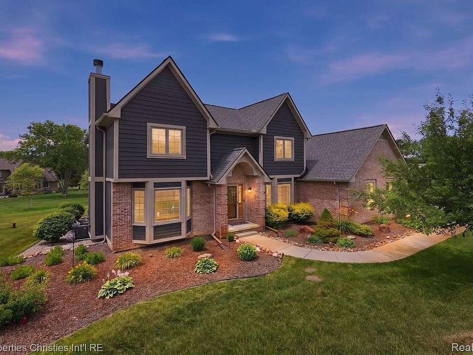 1st image of 921 Kyle Ct