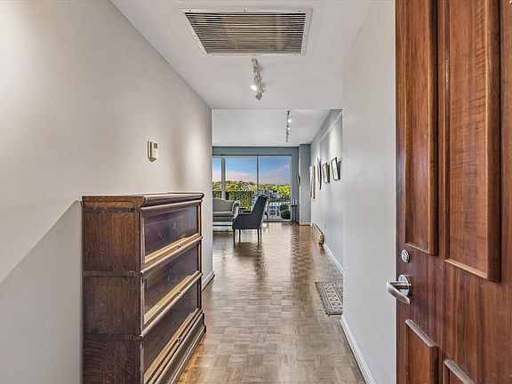 5th image of 2200 Willowick Rd Unit 4D