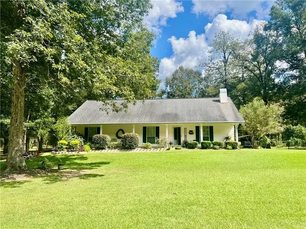 119 Chris Ln, Pineville, LA 71360