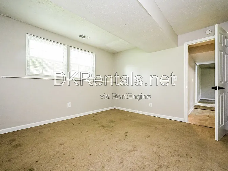 5728 Salem Rd — Photo 15