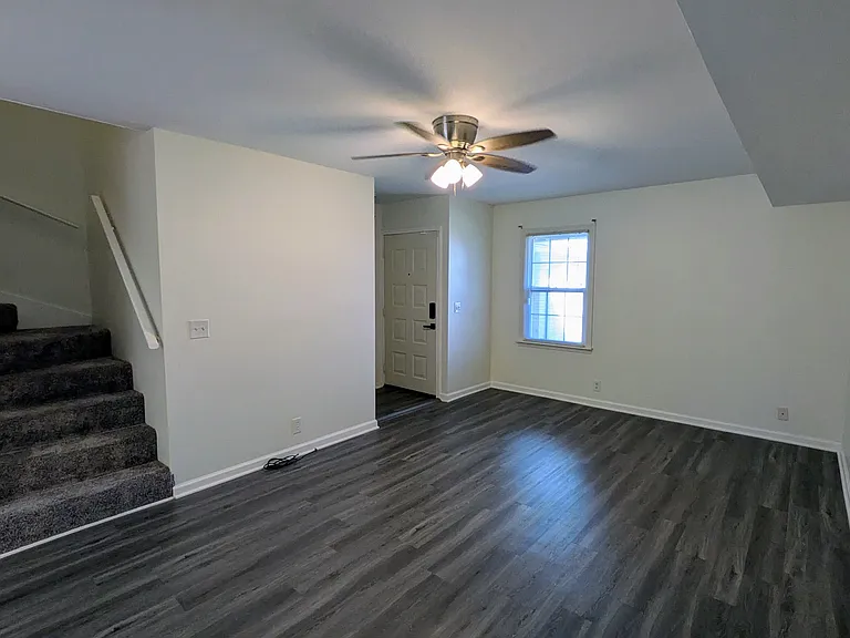 510 Basswood Ave #4 — Photo 11