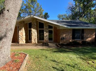 1225 Academy Ct, Arlington, TX 76013