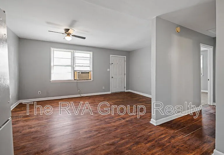 1528 Lincoln St — Photo 16