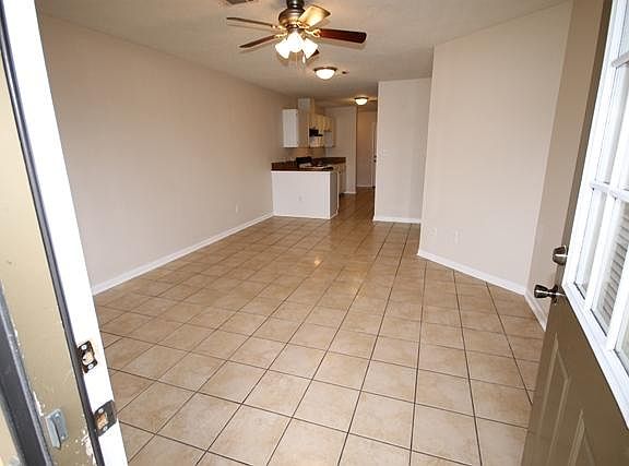 2nd image of 116 S C St