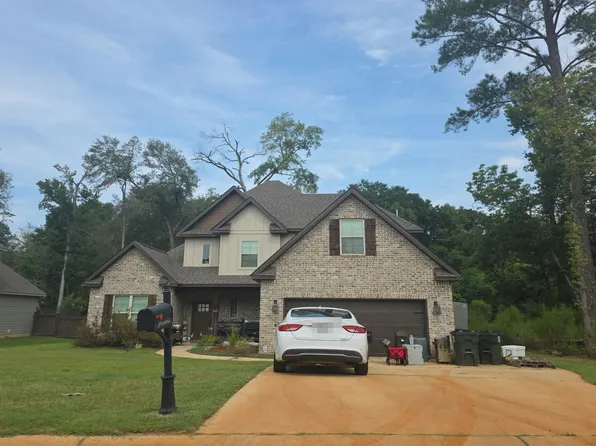 402 Obrien Dr, Kathleen, GA 31047