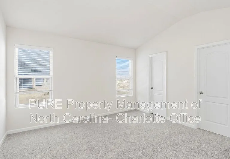 6008 Vista Woods Ln — Photo 9
