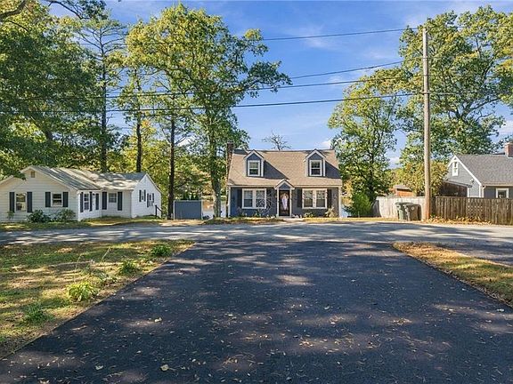 4th image of Pine Ln