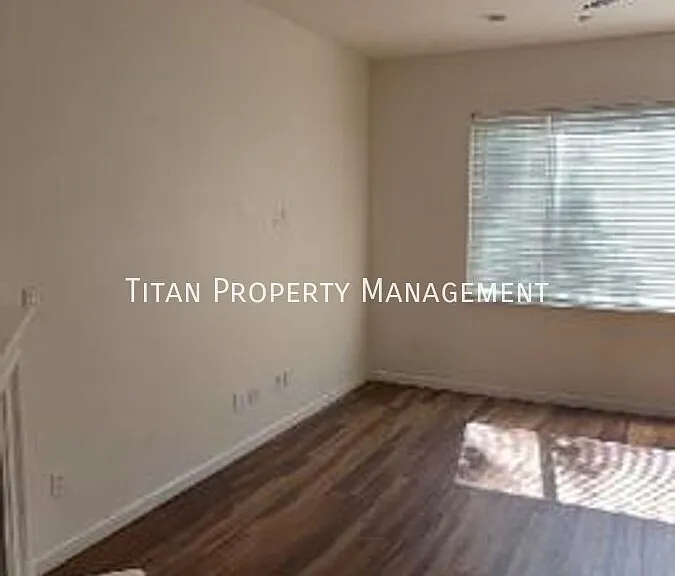 1904 Ellesmere Loop — Photo 15