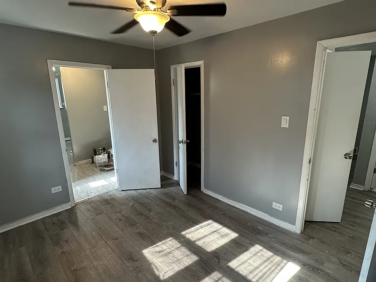 900 W Vermont St #1 — Photo 6