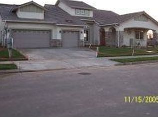 2263 E Cherry Ln, Reedley, CA 93654