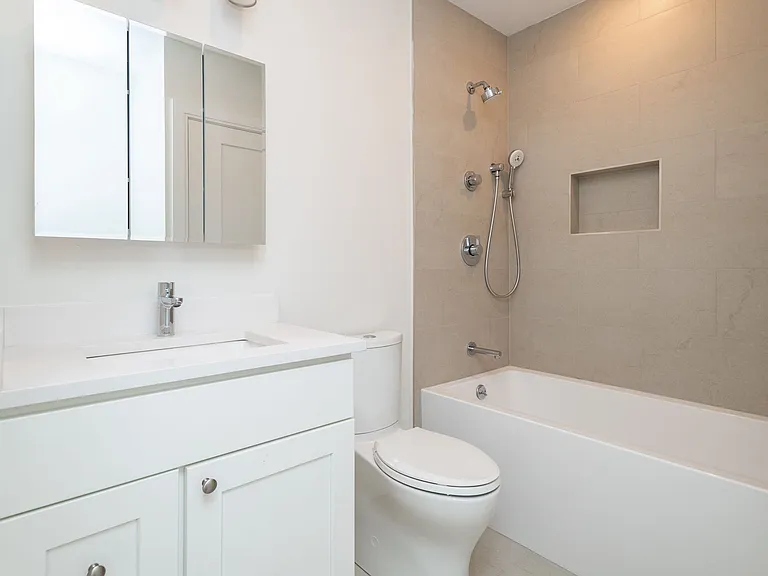 3247 Washington St #3 — Photo 19