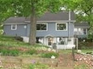 10820 Curth Rd, Jonesville, MI 49250