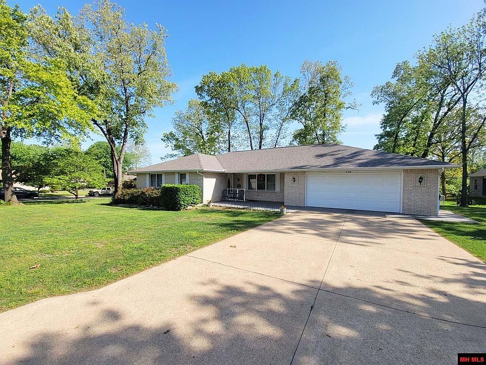 1st image of 998 Courtney Ln