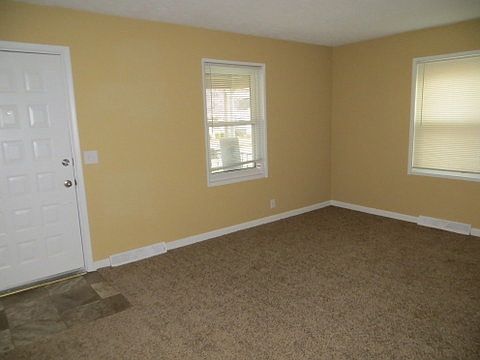 4th image of 7019 Ellen Ave