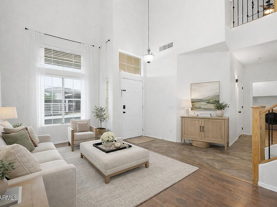 1st image of 17156 W YOUNG Street