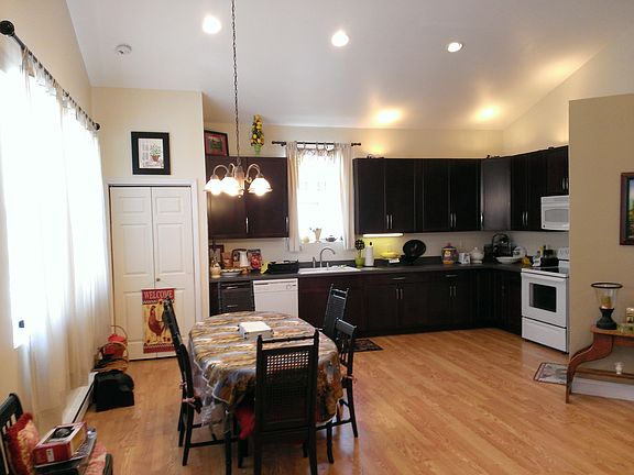 Kitchen / Breakfast