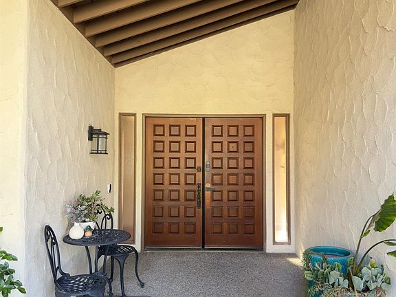 5th image of 8917 N 6th St
