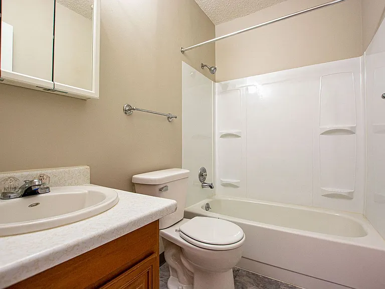 11501 Richland Dr — Photo 7
