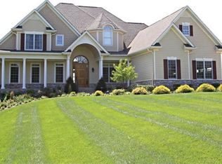 3308 Hidden Springs Ln, Prospect, KY 40059