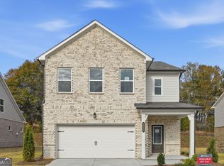 1753 Fawlocke Run, Loganville, GA 30052