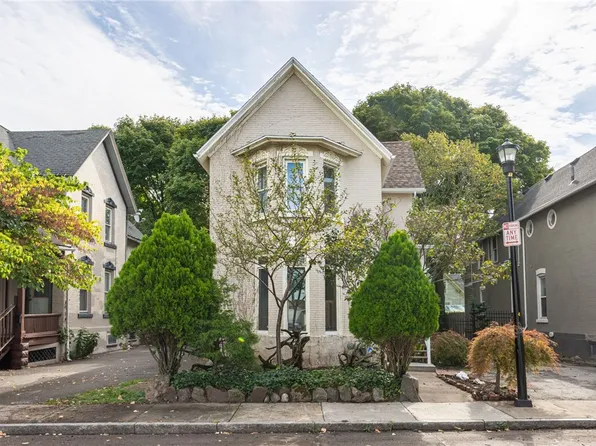 6 Linwood Pl, Rochester, NY 14607