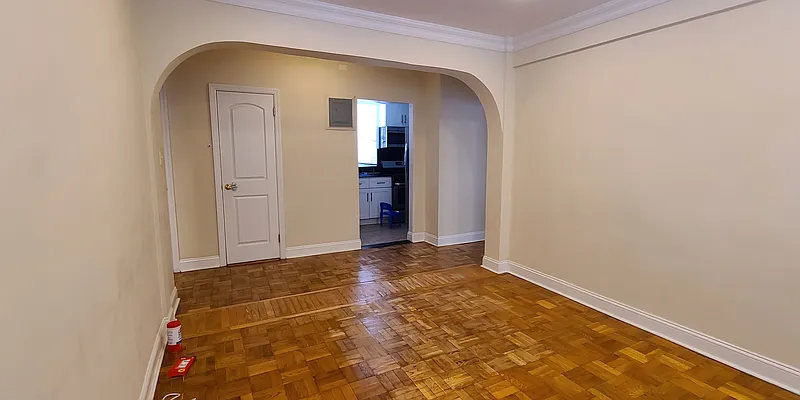 Sold by WRL Realty, LLC | media 33