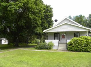 12 Tabor Rd, Round Lake, NY 12151