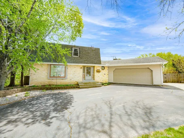 2531 Dartmouth Dr, Janesville, WI 53548