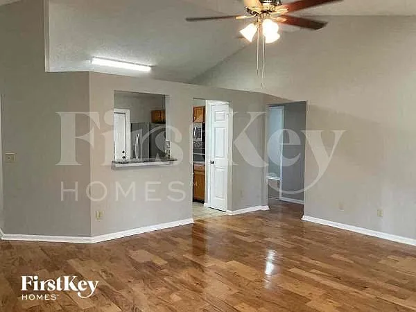 8047 Queensferry Ln — Photo 3