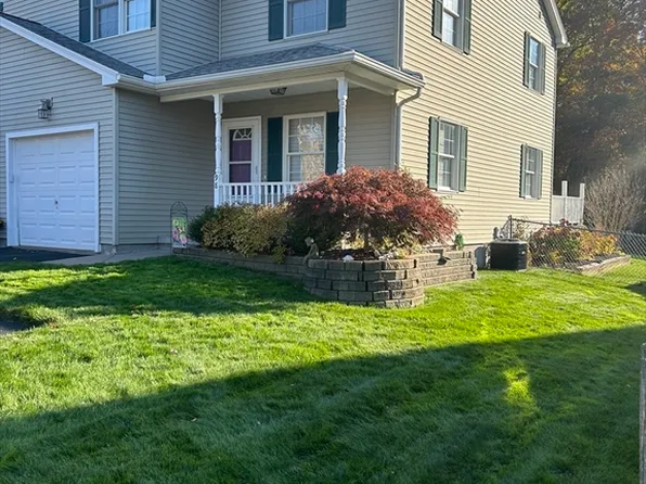 98 Ely St Unit 98, Westfield, MA 01085