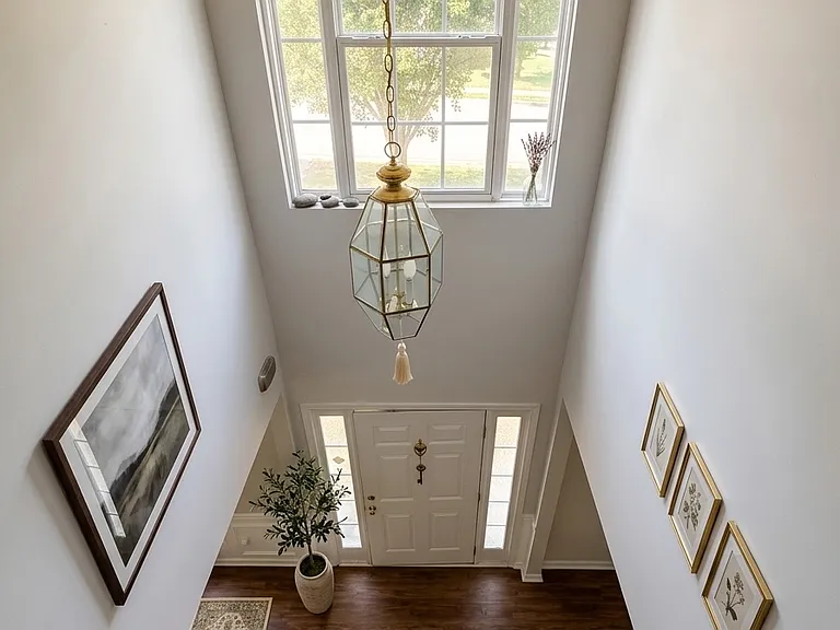 301 Shakespeare St — Photo 5