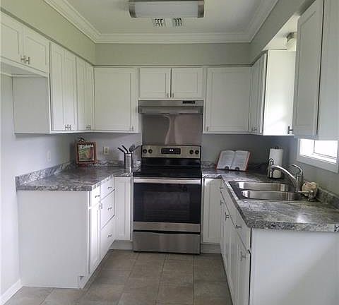 5th image of 1315 Cathy Ln