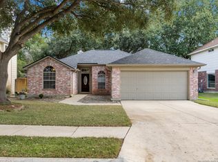 1104 Sandy Ridge Cir, Schertz, TX 78154
