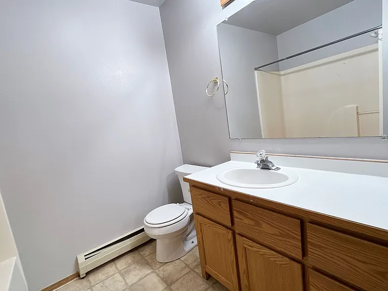 201 & 203 N Hunters Way — Photo 13