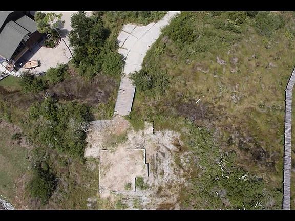 3rd image of 1325 Soundview Trl