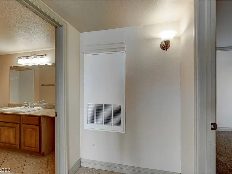 1150 N Buffalo Dr #2033 — Photo 15