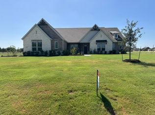1484 County Road 4910, Leonard, TX 75452