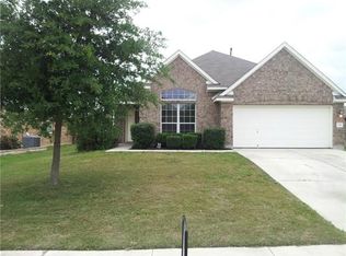 233 Paddington Dr, Kyle, TX 78640