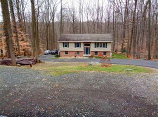1751 Yarnall Rd, Pottstown, PA 19464