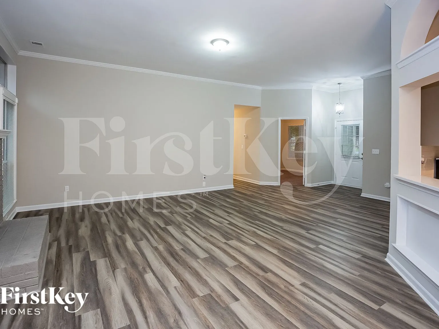 3 bed, 2.0 bath, 1524 sqft, $2,130 — Photo 4