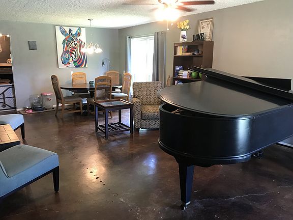 Dining/Front living room