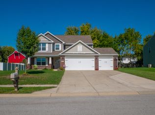 110 Mission Terrace Dr, Whiteland, IN 46184