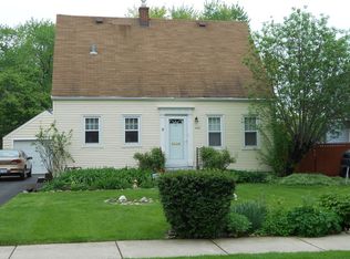 440 S Gladstone Ave, Aurora, IL 60506