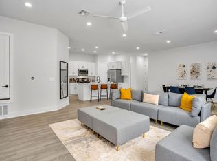 1210 Deloney St #A, Austin, TX 78721