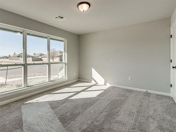 4th image of 1000 Redwood Creek Dr