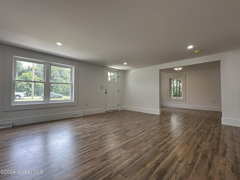5th image of 29 Vaughn Road