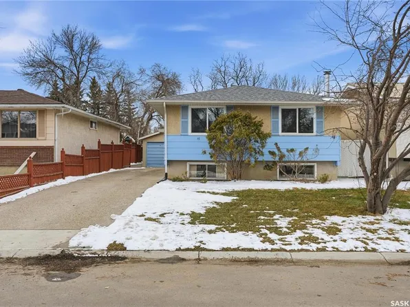 15 Turner CRESCENT, Regina, SK S4N 4P7